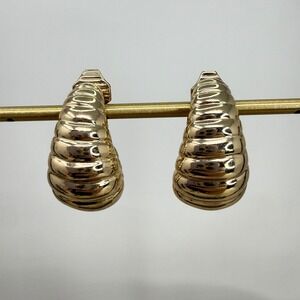 Chunky Ribbed Hoop Clip On Earrings Gold Tone Vintage The Jewelry Group TJG